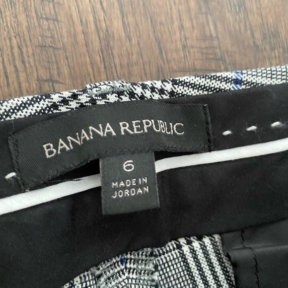 Banana Republic plaid trousers! - Picture 3 of 4